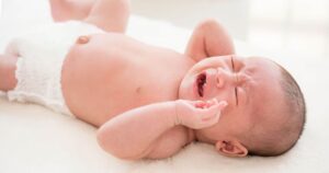الإمساك عند الرضع : الأسباب، الأعراض، العلاج.