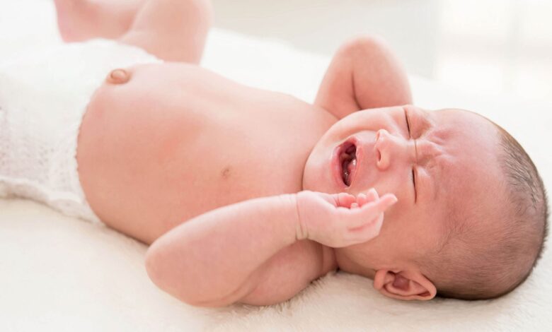 الإمساك عند الرضع : الأسباب، الأعراض، العلاج.